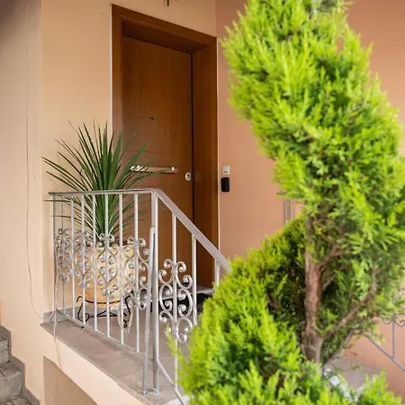 Lala Luxury House بيت للعطل