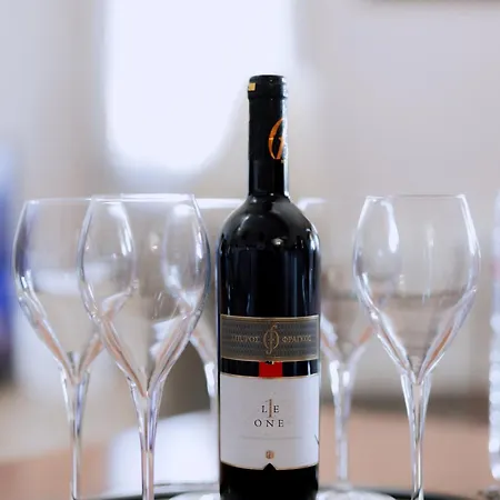 Lala Luxury House آرغوس